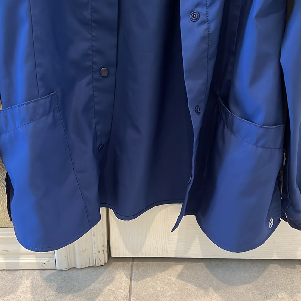 Scrub Jacket - Picture 2 of 3